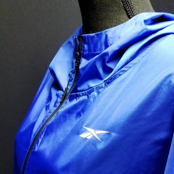 Reebok speed wick NWT Blue Trainer Jacket Size Medium - Picture 2 of 9